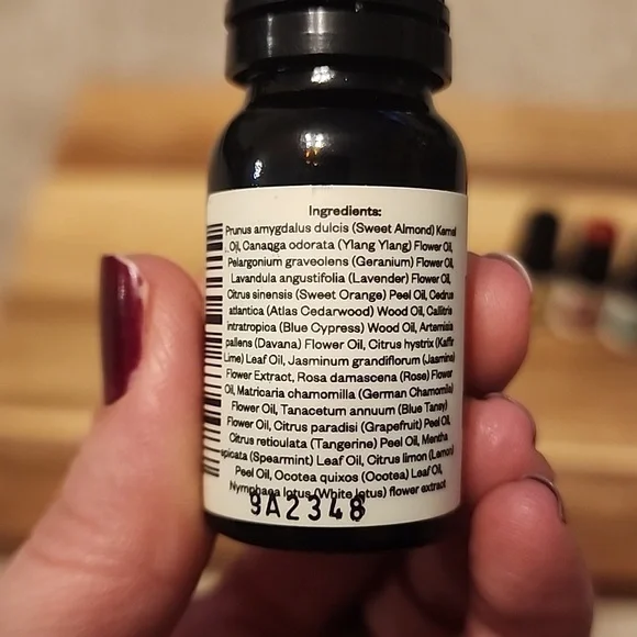 Summer Set: 7 Essential Oil Summer Blends - Picture 4 of 7